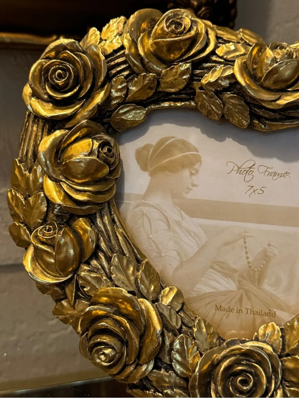 Vintage Gold Heart Frame